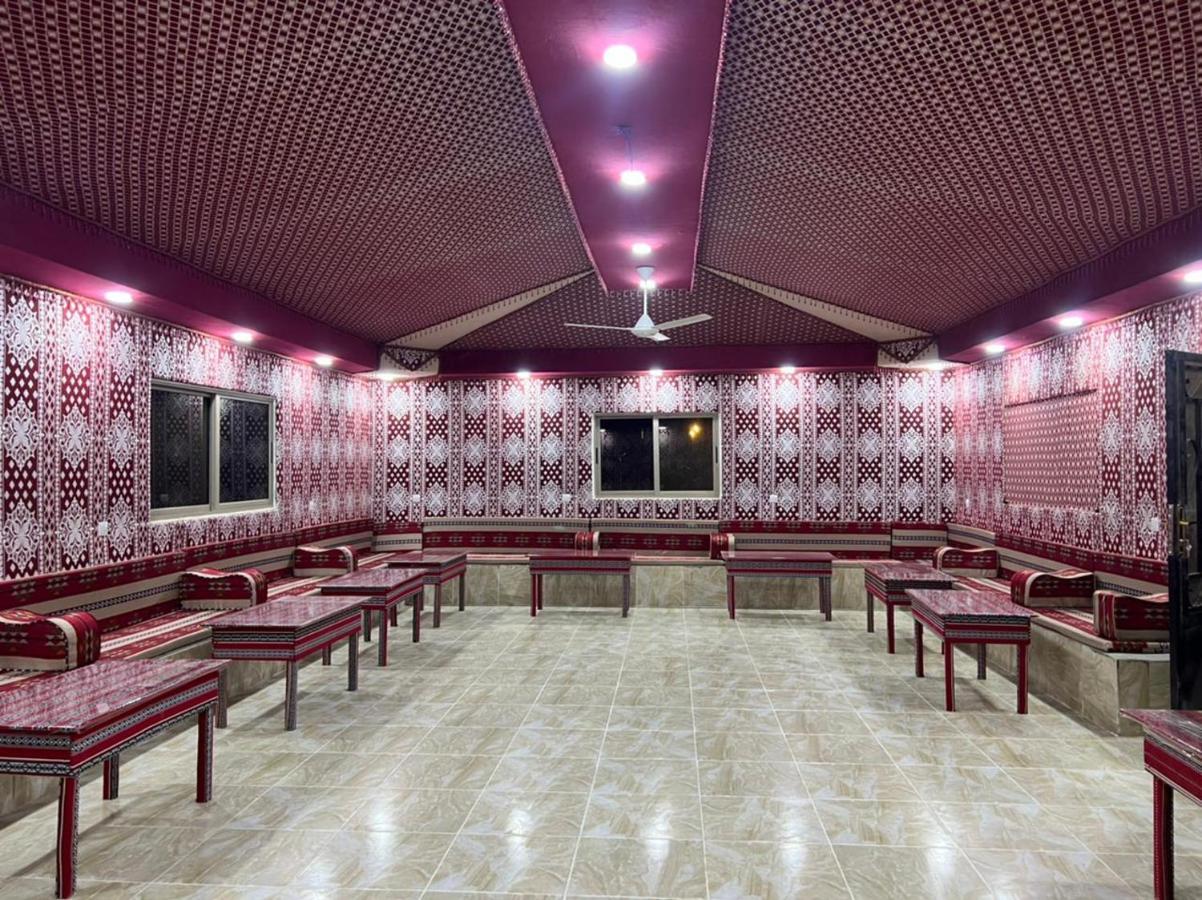 Scarlet Luxury Camp Wadi Rum Bagian luar foto