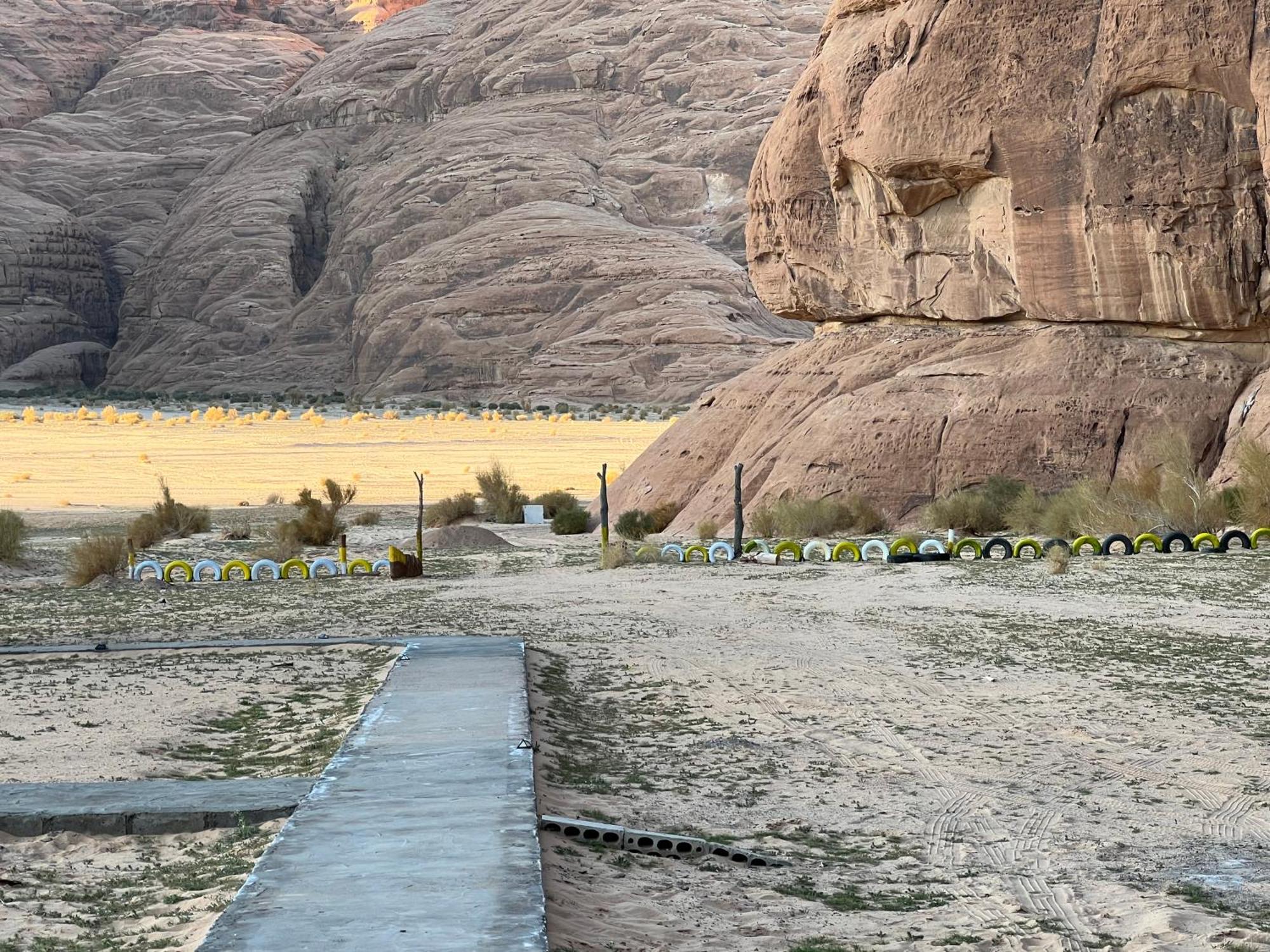 Scarlet Luxury Camp Wadi Rum Bagian luar foto