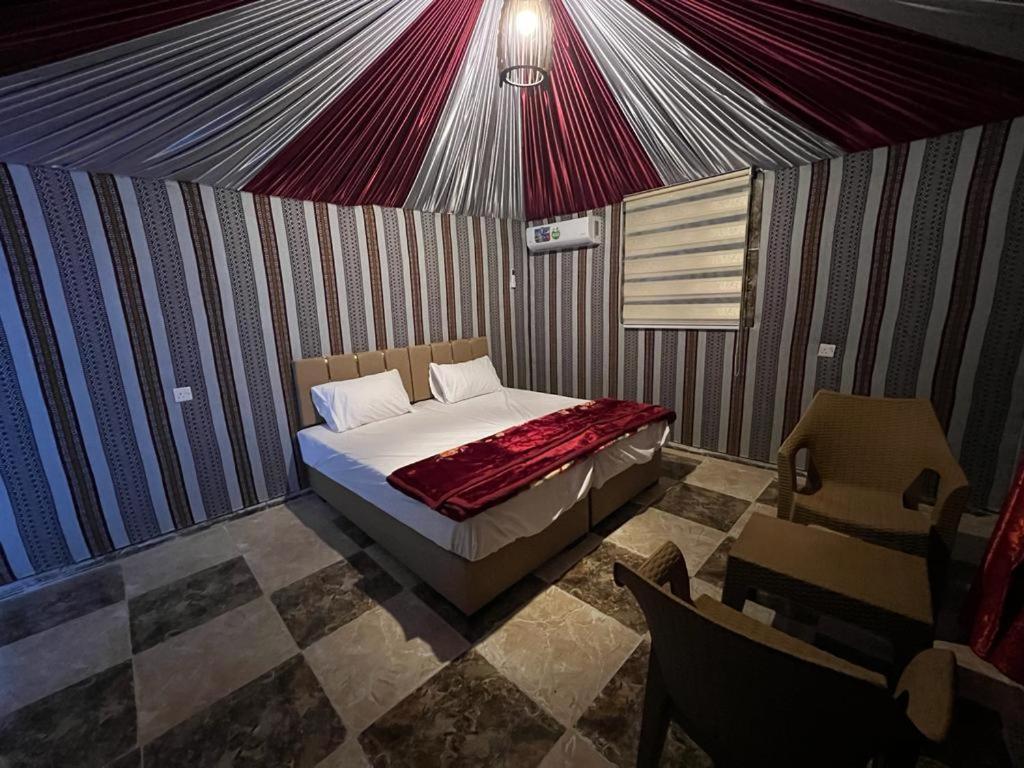 Scarlet Luxury Camp Wadi Rum Bagian luar foto