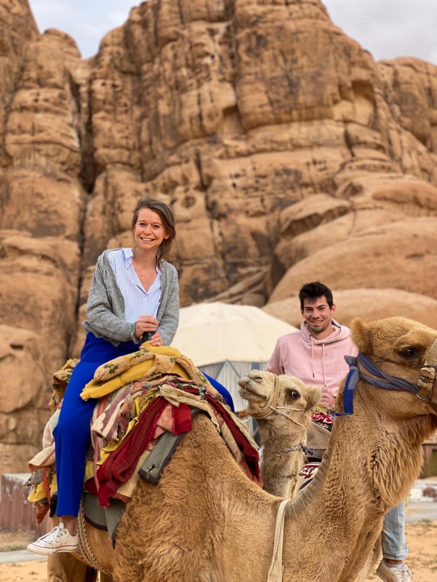 Scarlet Luxury Camp Wadi Rum Bagian luar foto